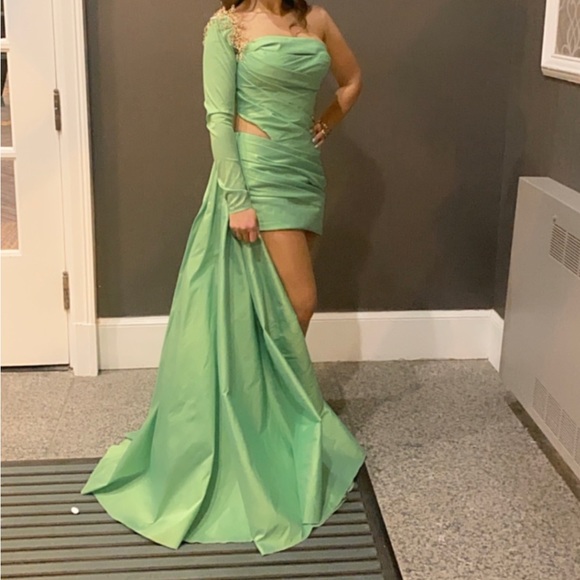 Valdrin Sahiti size XS - Picture 4 of 5